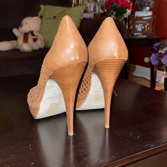 Brown Weaved Peep Toe Stilettos - Picture 4 of 9